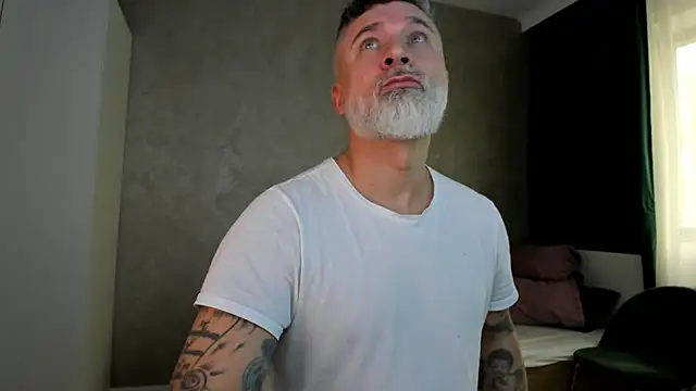 Snapshot of BlowMyXXL chatting on 29, 12, 2024 BlowMyXXL online show from 29, 12, 2024