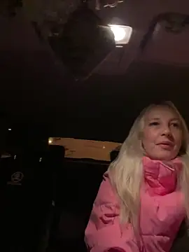 Snapshot of MerlinDave chatting on 6, 1, 2026 MerlinDave online show from 6, 1, 2026