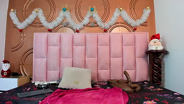 emmily keller19 online show from 27, 12, 2024