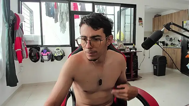 MauroD17 online show from 11, 4, 2026