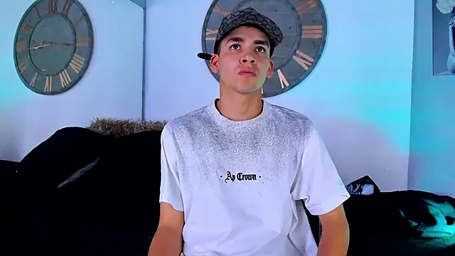 Mike 0233  online show from 13, 12, 2024