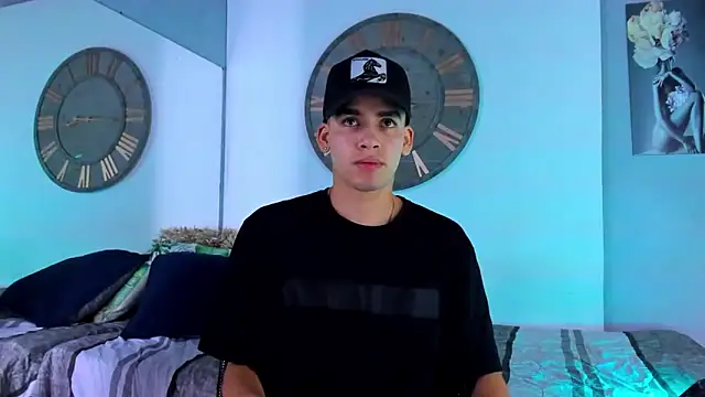 Mike 0233  online show from 22, 12, 2024