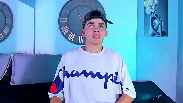 Mike 0233  online show from 3, 1, 2025