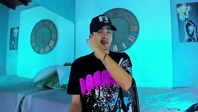 Mike 0233  online show from 23, 1, 2025