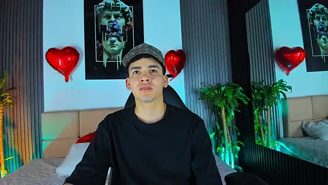 Mike 0233  online show from 19, 2, 2025