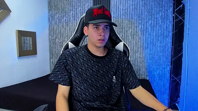 Mike 0233  online show from 16, 12, 2025