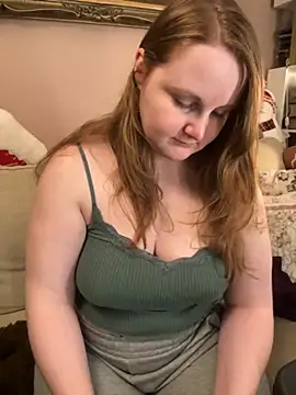 Snapshot of GingerSnap33 chatting on 26, 11, 2025 GingerSnap33 online show from 26, 11, 2025