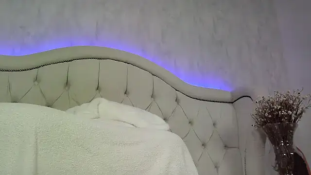 Snapshot of carolinesampaio chatting on 1, 2, 2026 carolinesampaio online show from 1, 2, 2026