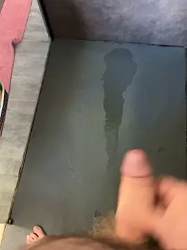 Snapshot of thestringer chatting on 9, 3, 2026 thestringer online show from 9, 3, 2026