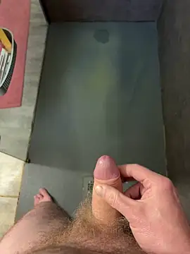 Snapshot of thestringer chatting on 13, 3, 2026 thestringer online show from 13, 3, 2026