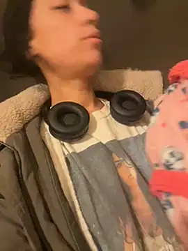 starrynikki online show from 10, 1, 2025