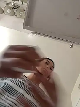 starrynikki online show from 10, 2, 2025