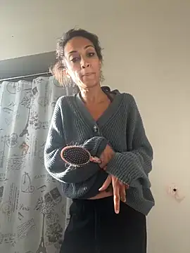 starrynikki online show from 6, 10, 2025