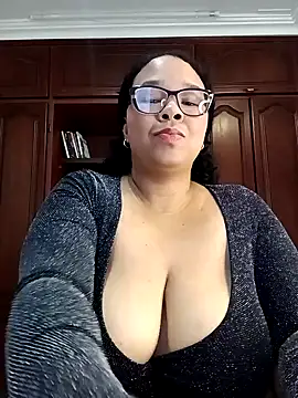 XMara online show from 3, 2, 2025