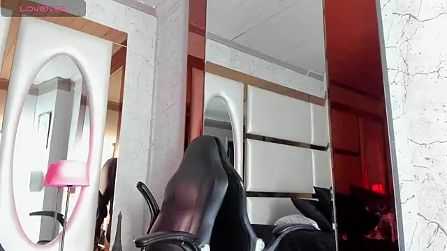 CloeRodriguez online show from 10, 12, 2024