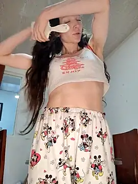 Lucy cole online show from 4, 3, 2025