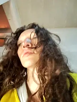 Lucy cole online show from 13, 3, 2025