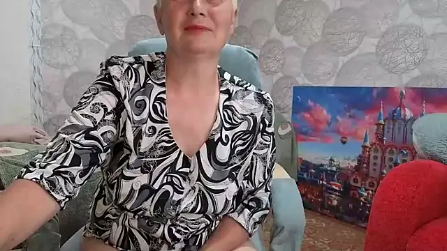 NicoleOlla online show from 9, 5, 2026
