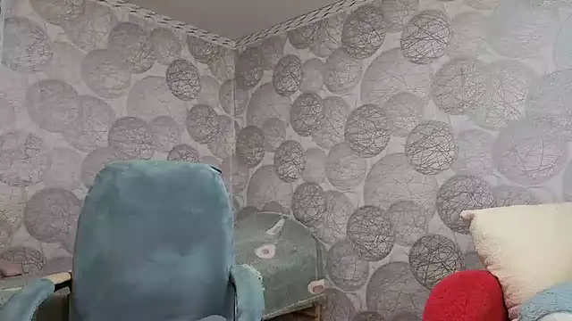 NicoleOlla online show from 19, 6, 2026