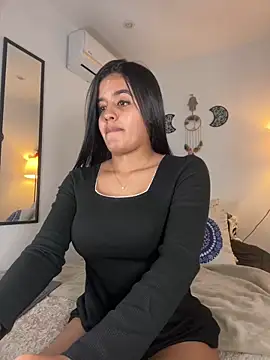 EmelyRogers online show from 17, 3, 2025