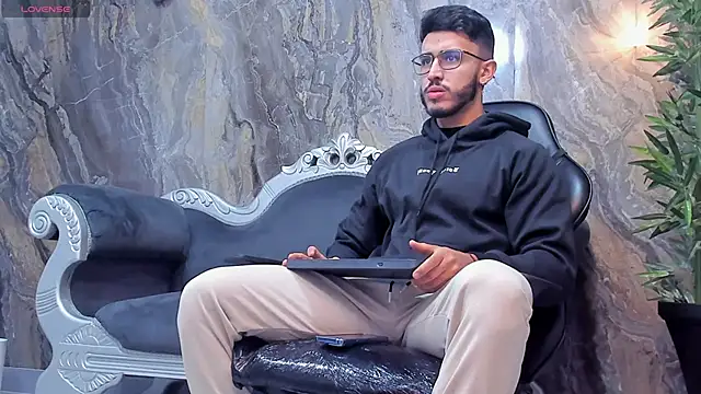 Liam Kleiin online show from 25, 1, 2025