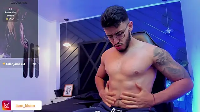 Liam Kleiin online show from 21, 11, 2025