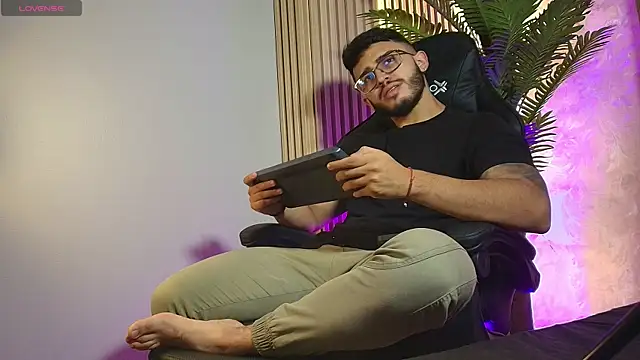 Liam Kleiin online show from 25, 5, 2026