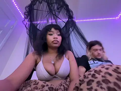 Snapshot of lovekaylaa chatting on 5, 8, 2026 lovekaylaa online show from 5, 8, 2026