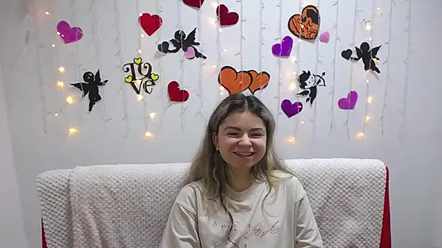 Snapshot of TinaRedly chatting on 31, 1, 2025 TinaRedly online show from 31, 1, 2025