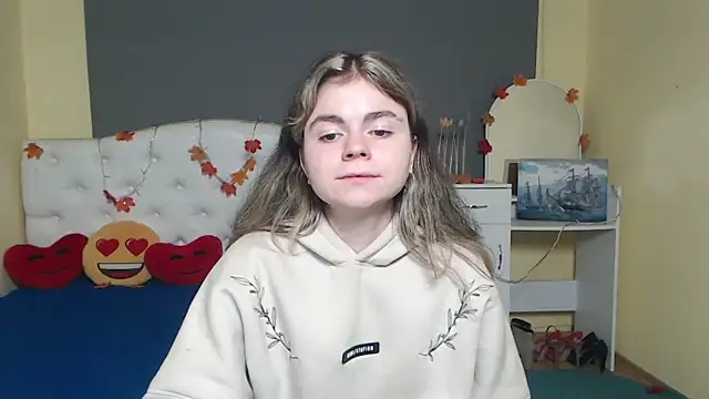 TinaRedly online show from 16, 11, 2025