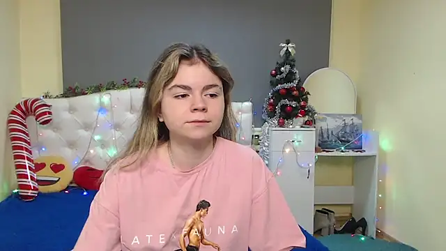 TinaRedly online show from 7, 1, 2026