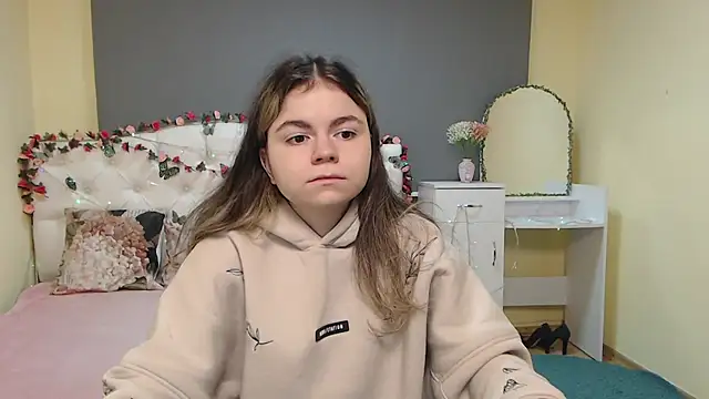 TinaRedly online show from 18, 3, 2026