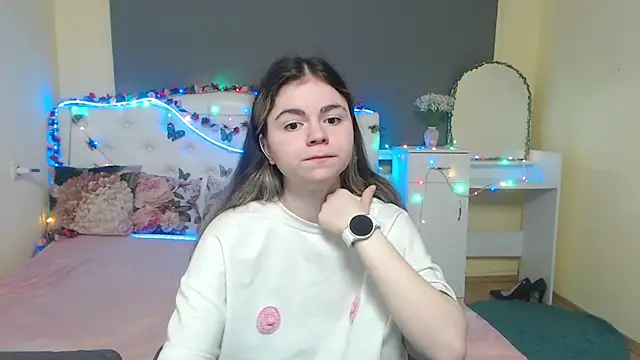 TinaRedly online show from 3, 5, 2026