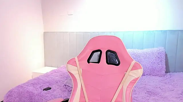 amira cute2 online show from 9, 1, 2025