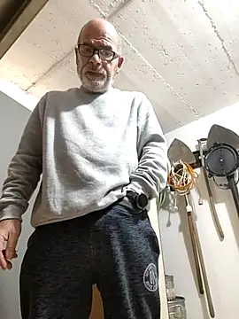 bottomhairy online show from 11, 2, 2026