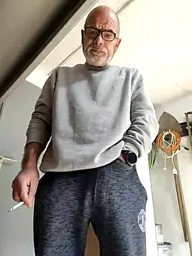 Snapshot of bottomhairy chatting on 18, 3, 2026 bottomhairy online show from 18, 3, 2026