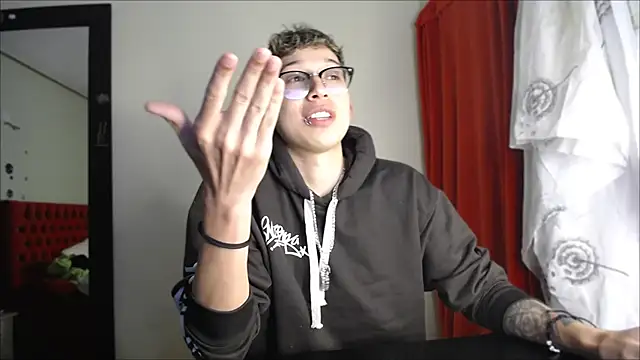  Thomas hot  online show from 23, 12, 2024