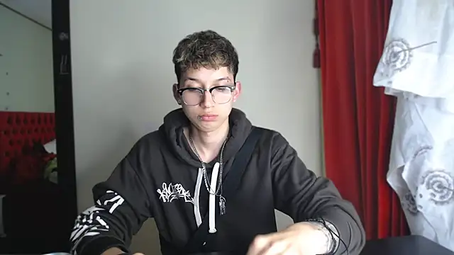  Thomas hot  online show from 24, 12, 2024