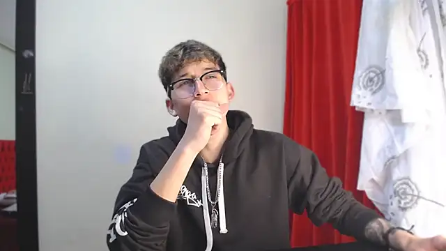  Thomas hot  online show from 29, 12, 2024