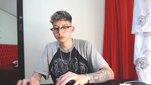  Thomas hot  online show from 31, 12, 2024