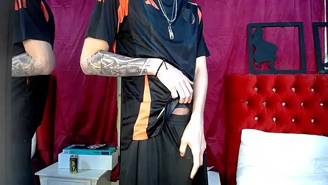  Thomas hot  online show from 21, 3, 2025