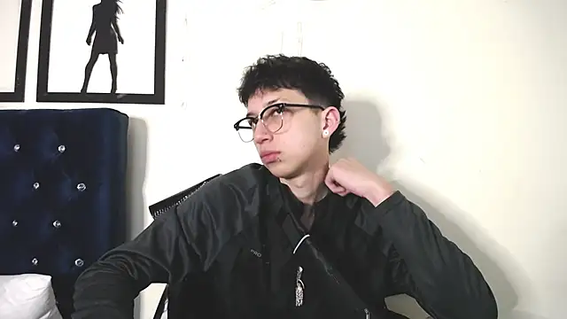  Thomas hot  online show from 12, 9, 2025