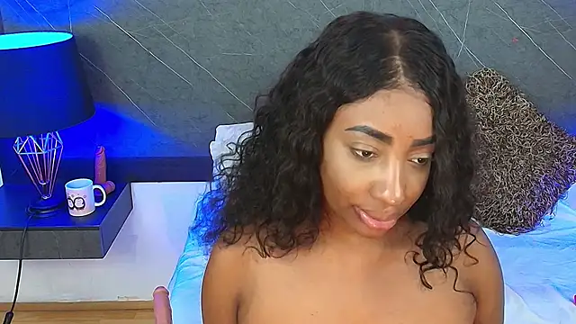 Snapshot of charlottebrowns_ chatting on 14, 2, 2025 charlottebrowns online show from 14, 2, 2025