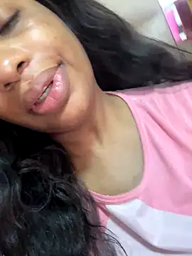 Snapshot of charlottebrowns_ chatting on 30, 9, 2025 charlottebrowns online show from 30, 9, 2025