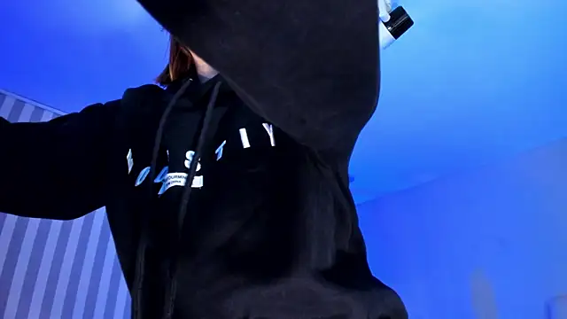 ArianaBaker online show from 24, 1, 2025