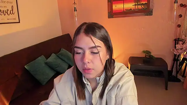 Snapshot of ArianaBaker chatting on 10, 11, 2025 ArianaBaker online show from 10, 11, 2025