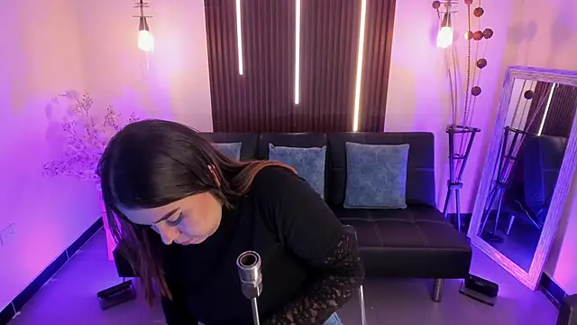 Snapshot of ArianaBaker chatting on 7, 1, 2026 ArianaBaker online show from 7, 1, 2026