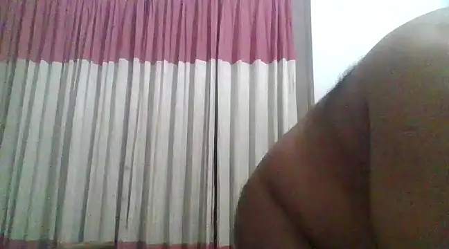 Snapshot of Natu_Paul_Xham chatting on 24, 12, 2024 Natu Paul Xham online show from 24, 12, 2024