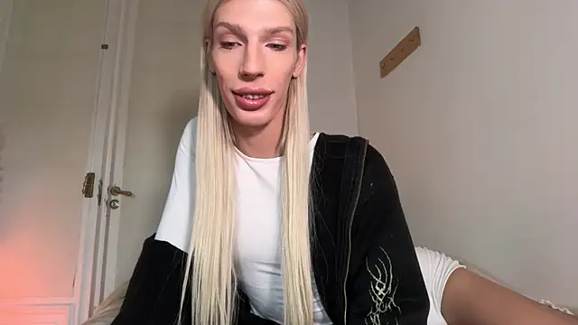 AliceSnowCatt online show from 8, 5, 2026