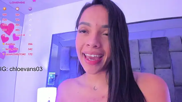 Snapshot of Chloe_evans__ chatting on 20, 3, 2025 Chloe evans   online show from 20, 3, 2025